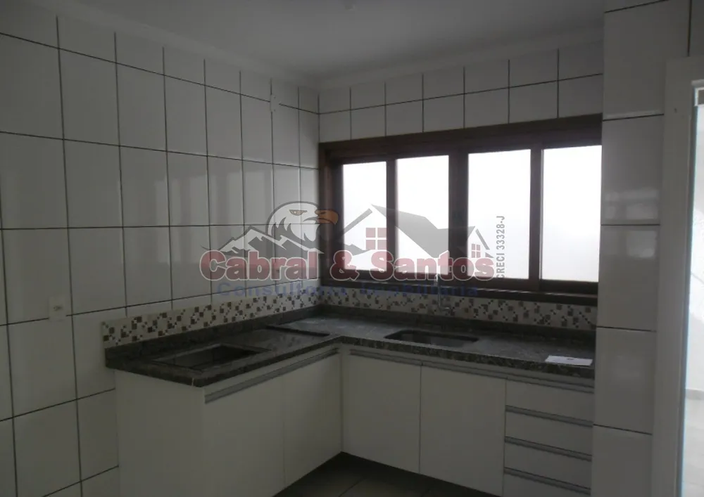 Casa, 3 quartos, 200 m² - Foto 4