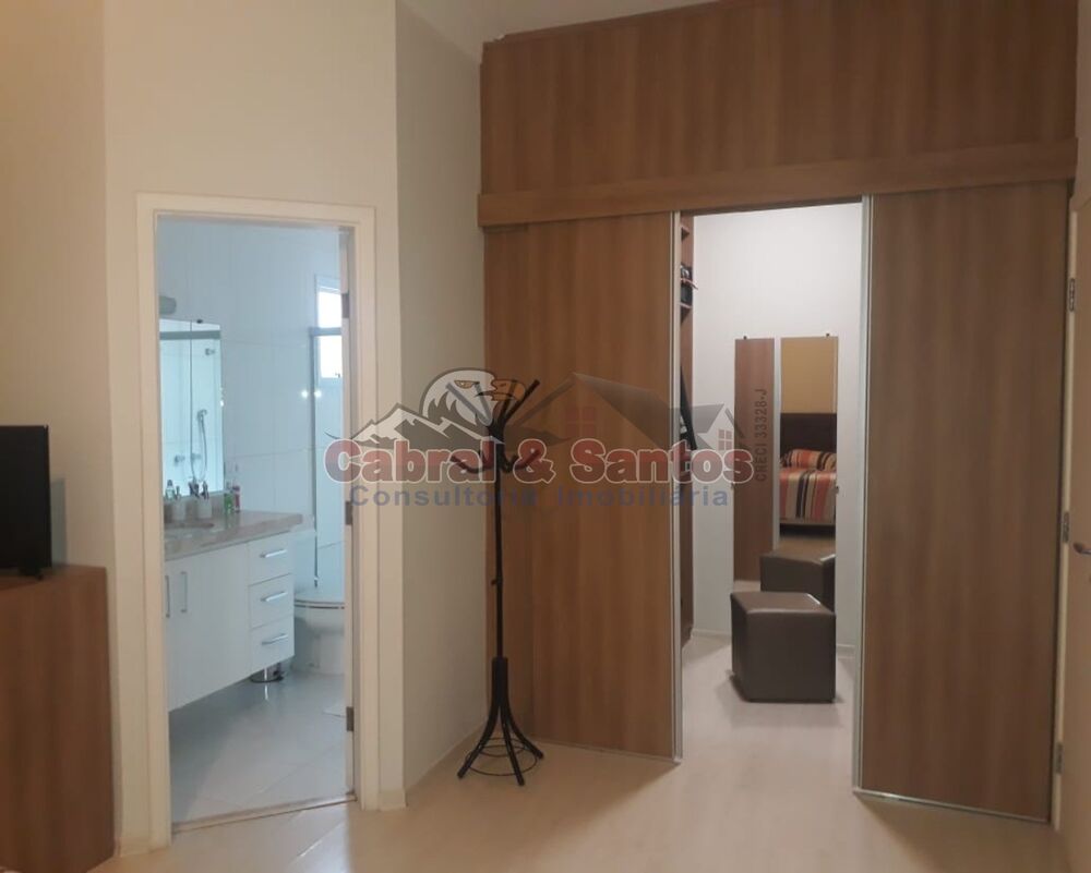 Casa, 3 quartos, 168 m² - Foto 2