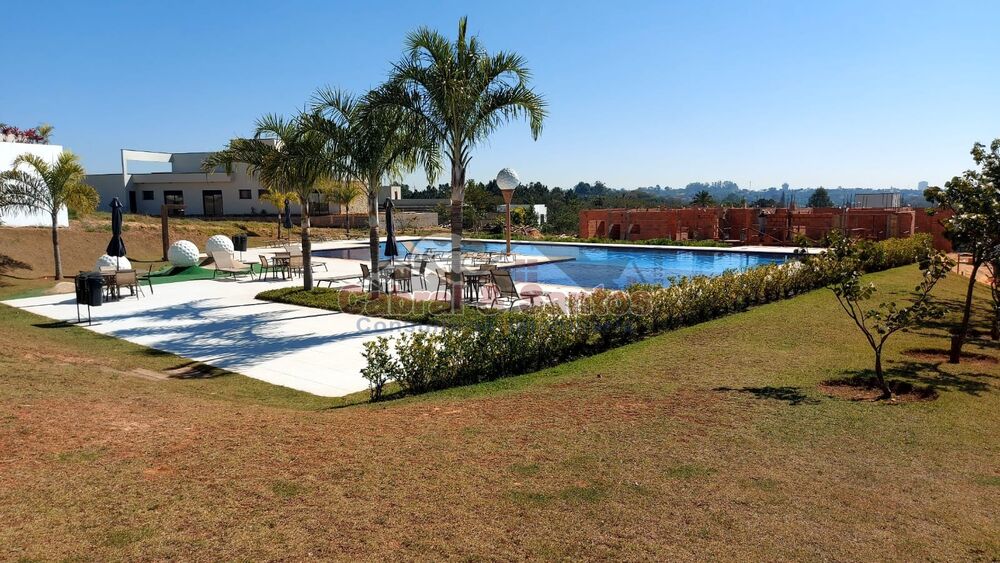 Casa à venda e aluguel com 3 quartos, 321m² - Foto 3