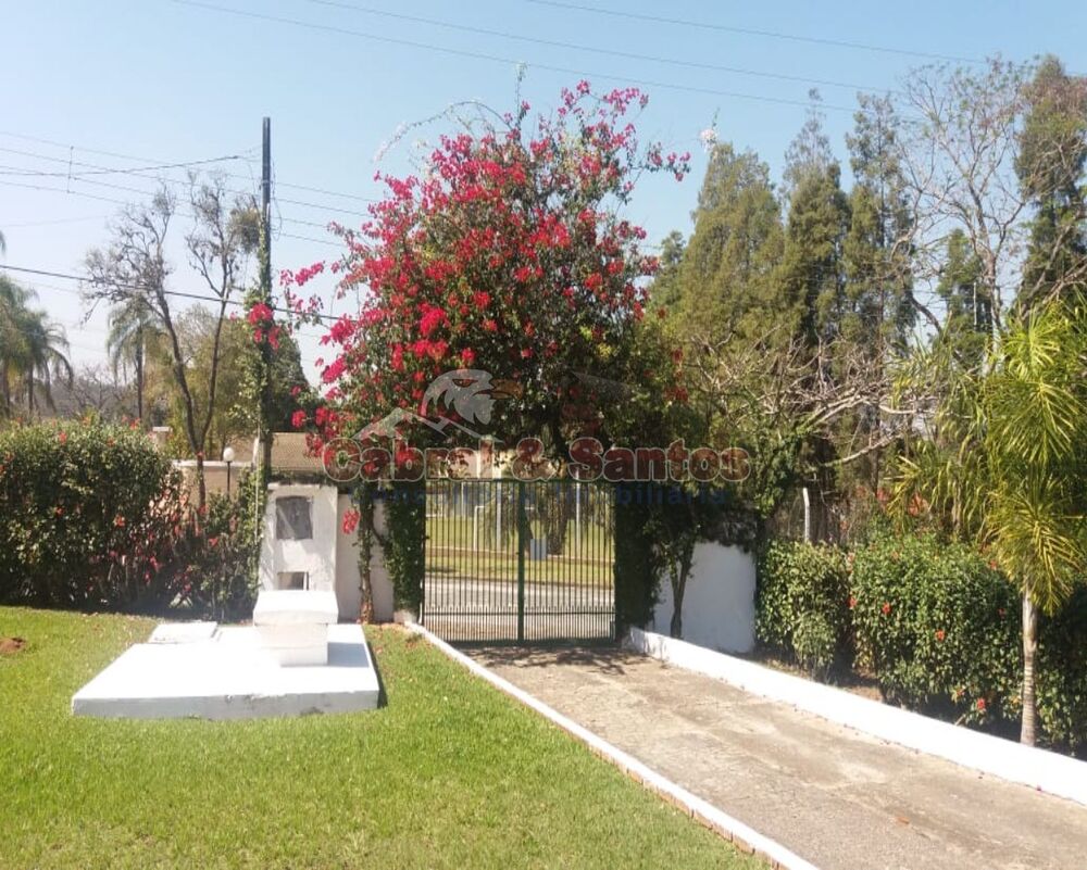 Chácara à venda com 3 quartos, 400m² - Foto 1