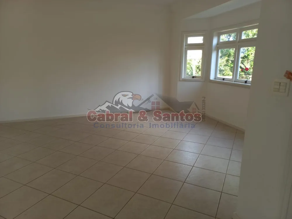 Casa, 4 quartos, 270 m² - Foto 8
