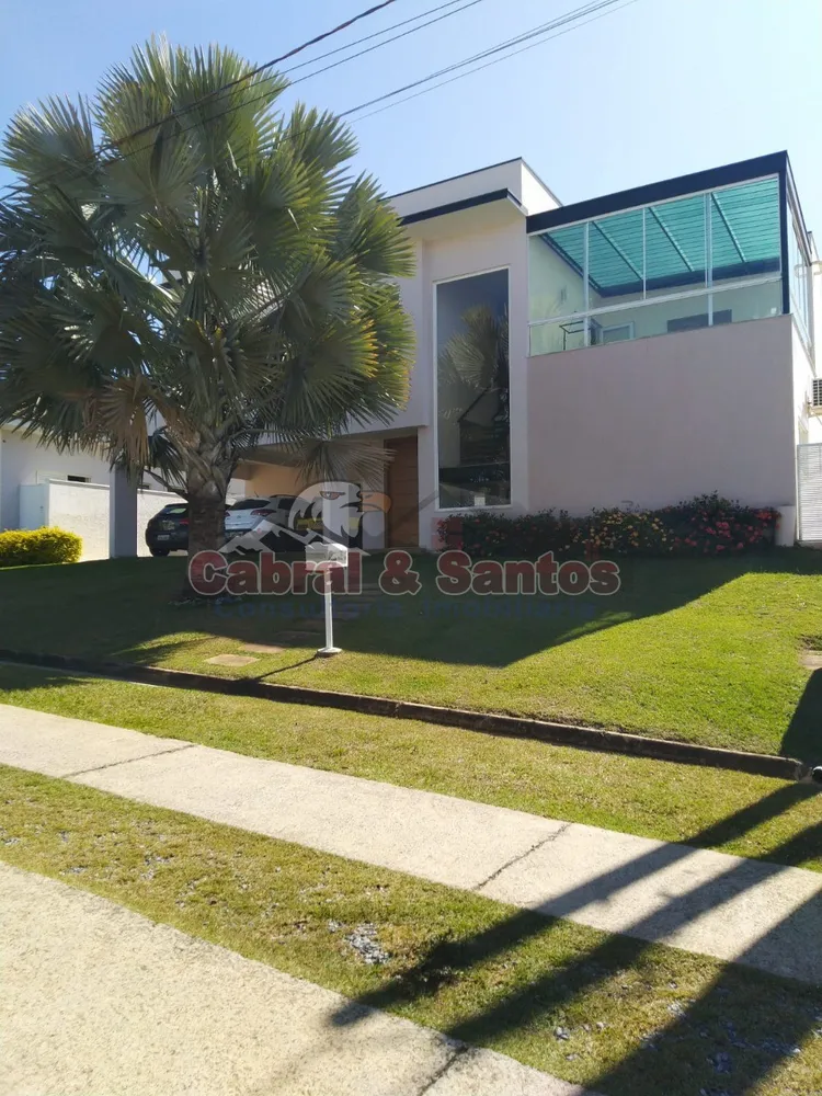 Casa, 3 quartos, 268 m² - Foto 1