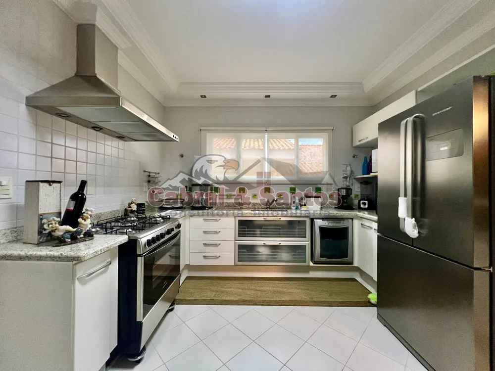 Casa, 3 quartos, 398 m² - Foto 1