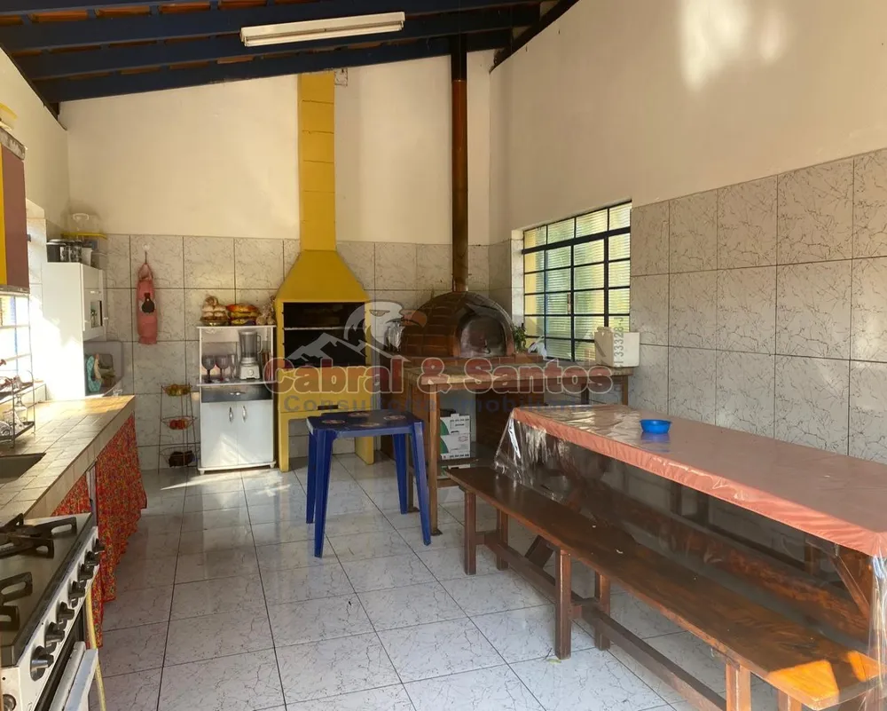 Sítio, 4 quartos, 250 m² - Foto 4