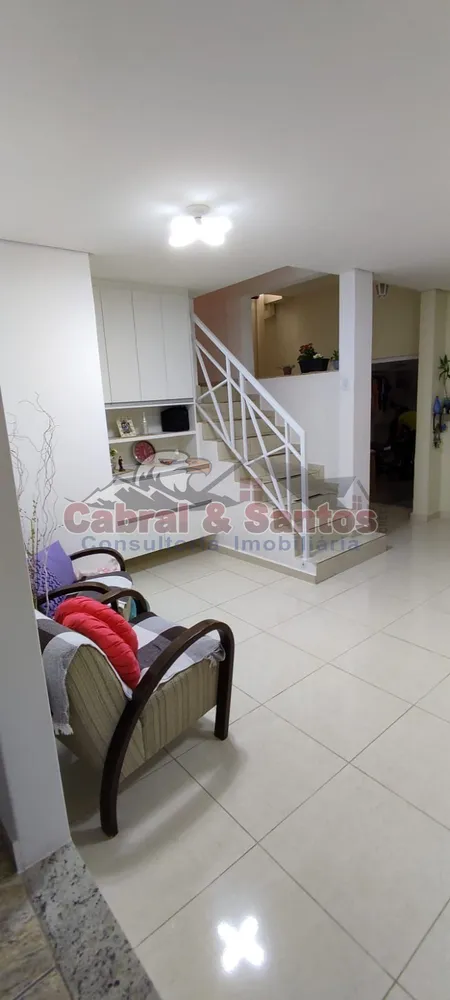 Casa, 3 quartos, 180 m² - Foto 2