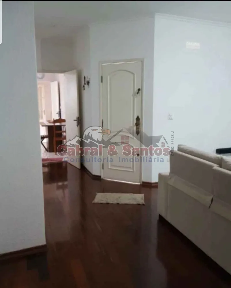 Casa, 3 quartos, 252 m² - Foto 2