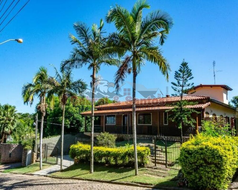 Casa à venda com 5 quartos, 500m² - Foto 1