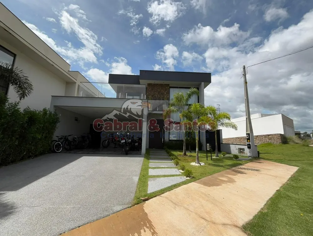 Casa, 4 quartos, 249 m² - Foto 1