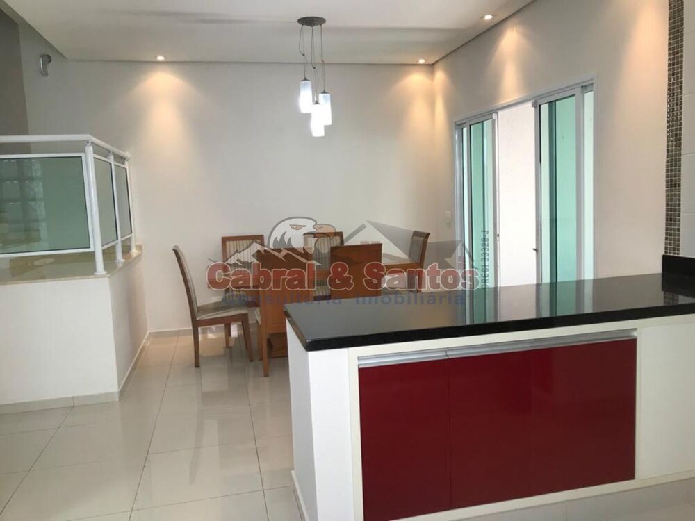 Casa, 2 quartos, 190 m² - Foto 2