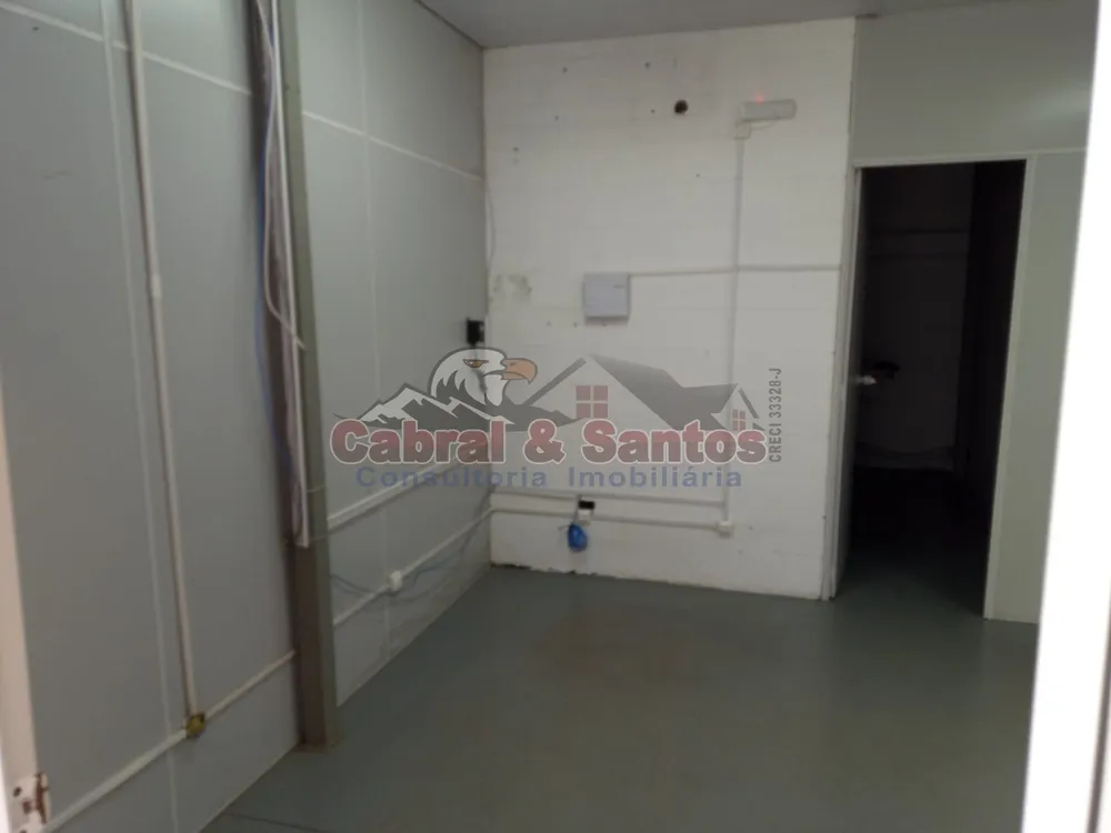 Depósito-Galpão, 240 m² - Foto 9