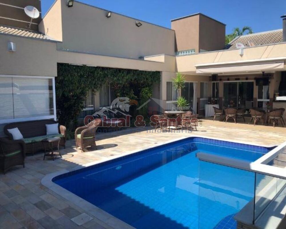 Casa à venda com 5 quartos, 590m² - Foto 1