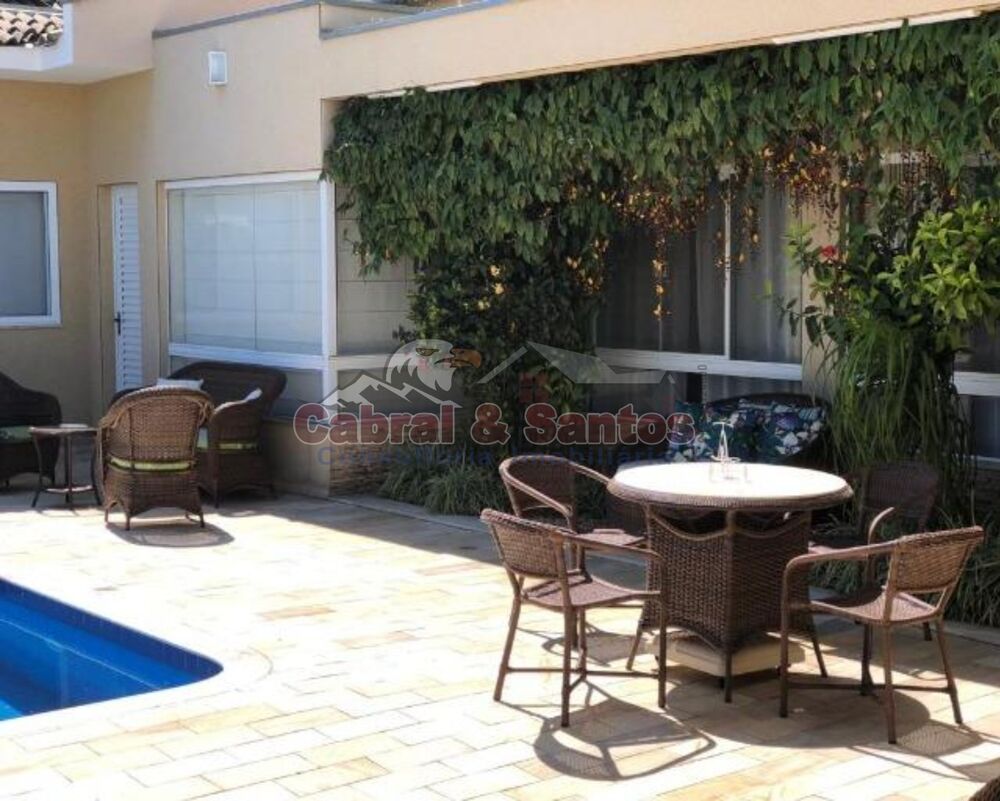 Casa à venda com 5 quartos, 590m² - Foto 4