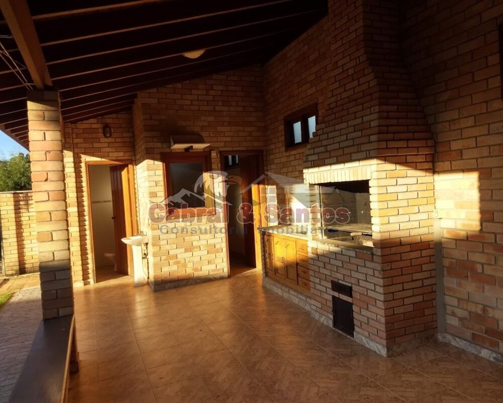 Casa, 3 quartos, 290 m² - Foto 1