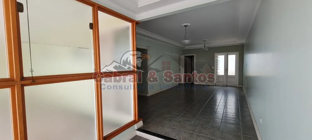 Casa, 4 quartos, 250 m² - Foto 3