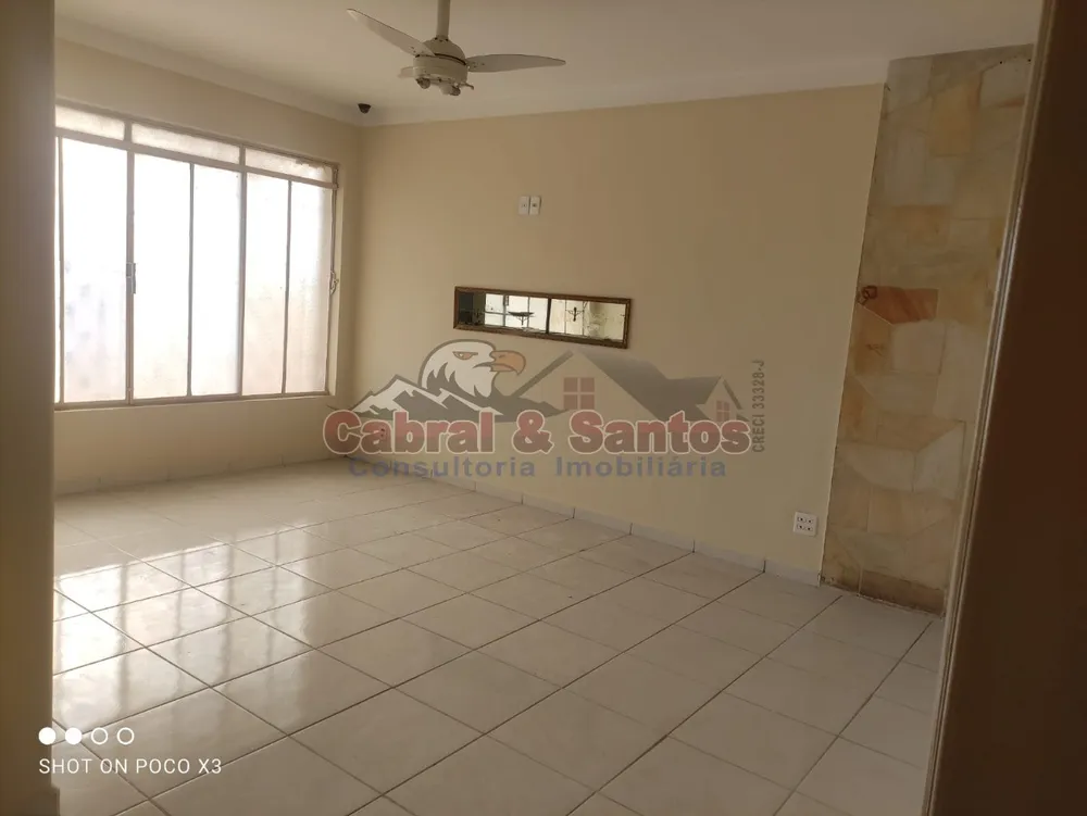 Casa, 3 quartos, 175 m² - Foto 2