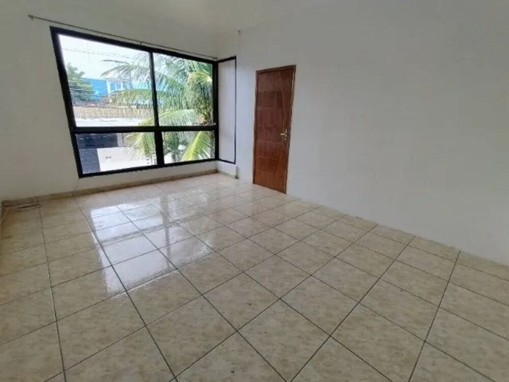 Casa à venda com 5 quartos, 300m² - Foto 6