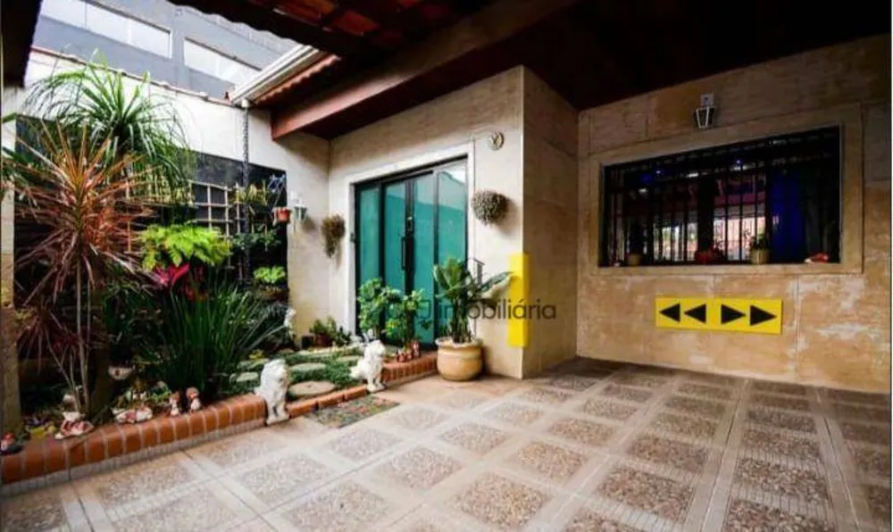 Casa, 3 quartos, 162 m² - Foto 2