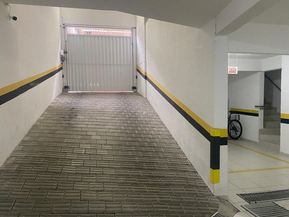 Apartamento à venda com 3 quartos, 240m² - Foto 7