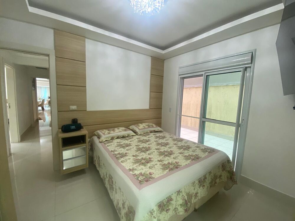 Apartamento à venda com 3 quartos, 240m² - Foto 6