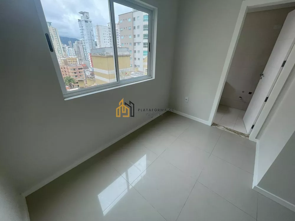 Apartamento, 4 quartos, 196 m² - Foto 3