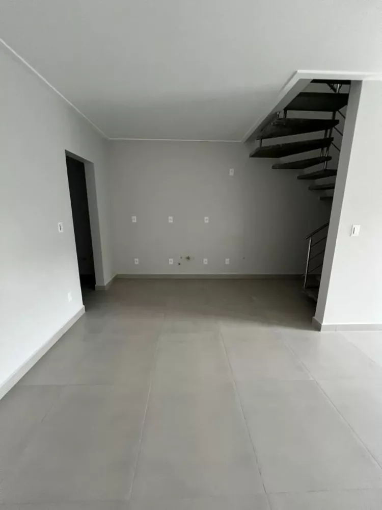 Sobrado à venda com 2 quartos, 107m² - Foto 11