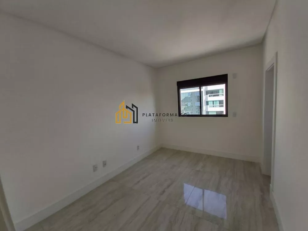 Apartamento à venda com 3 quartos, 127m² - Foto 18