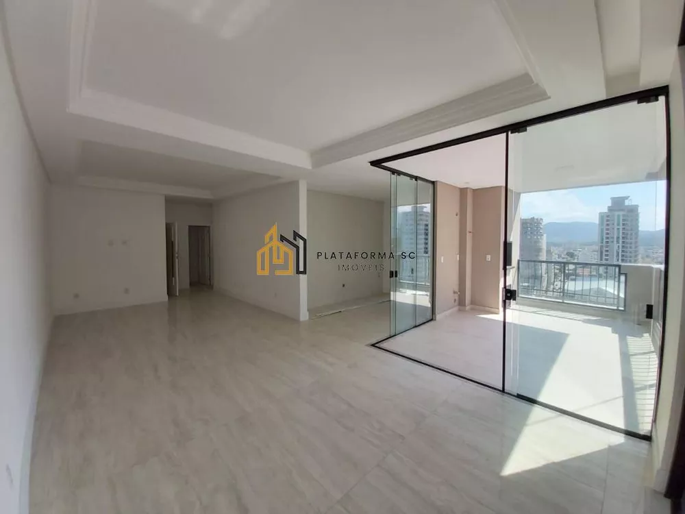 Apartamento à venda com 3 quartos, 127m² - Foto 10