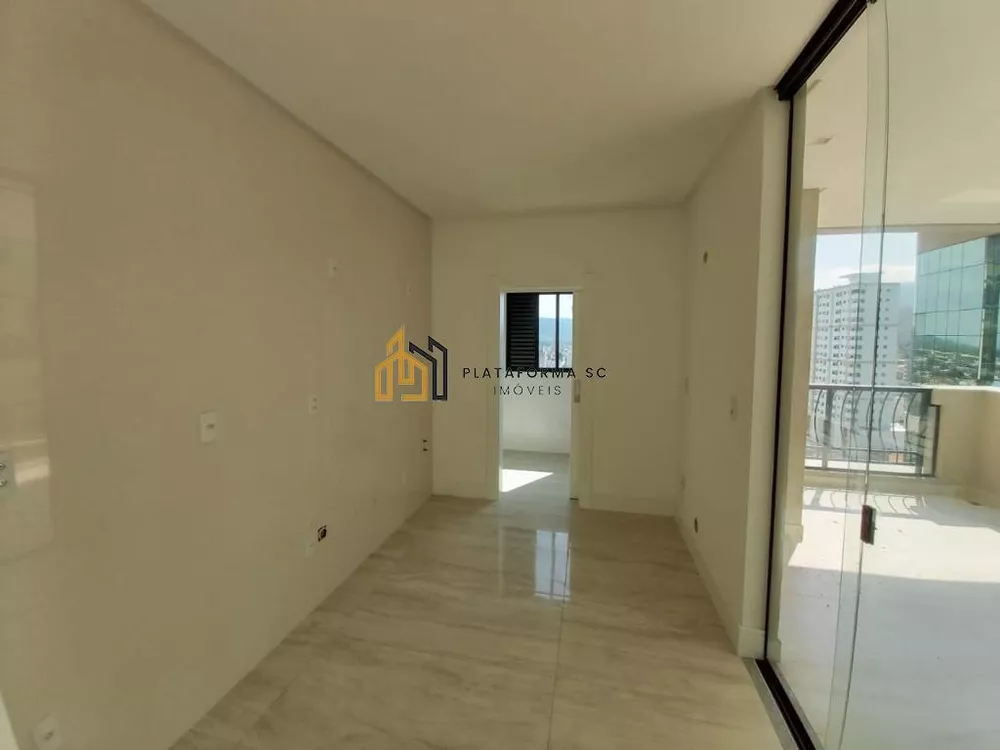 Apartamento à venda com 3 quartos, 127m² - Foto 14