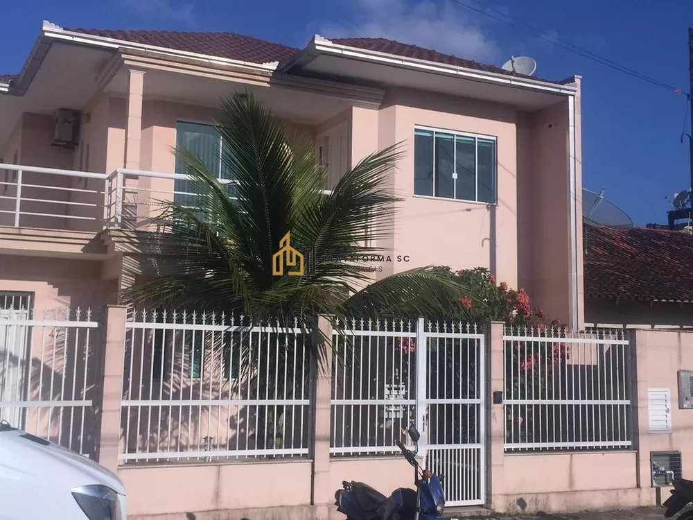 Casa, 5 quartos, 250 m² - Foto 1