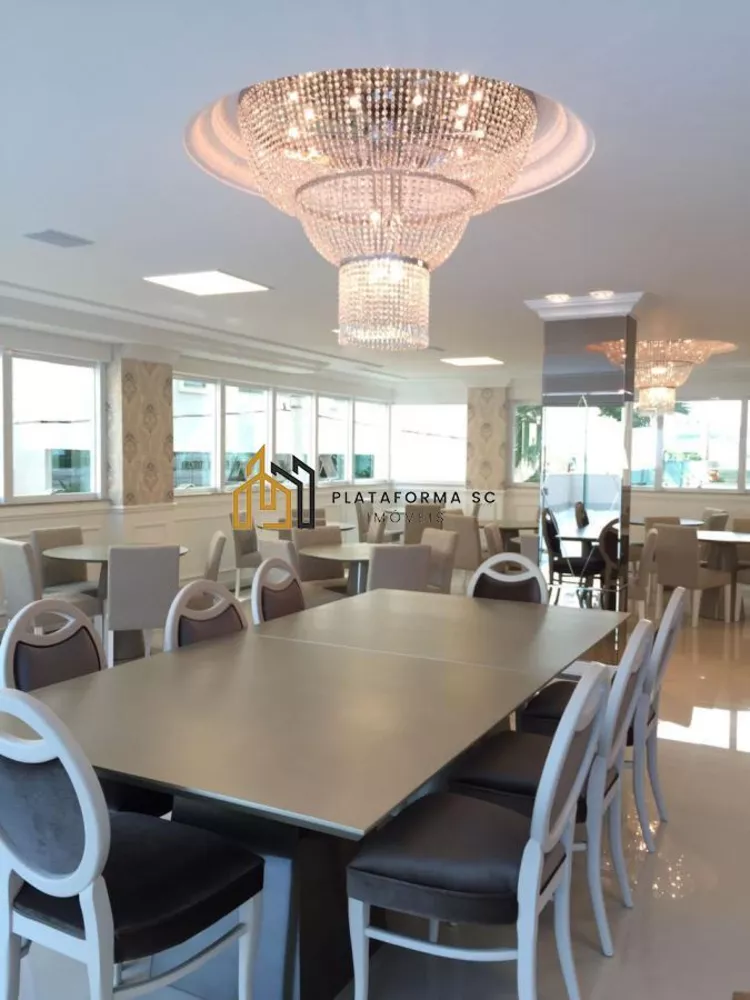 Cobertura, 4 quartos, 274 m² - Foto 2