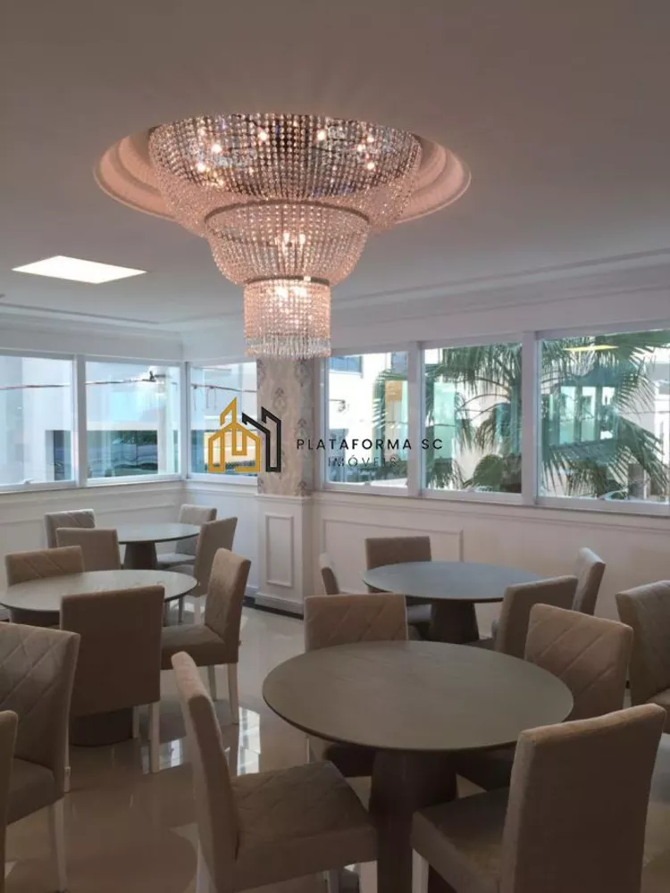 Cobertura, 4 quartos, 274 m² - Foto 3