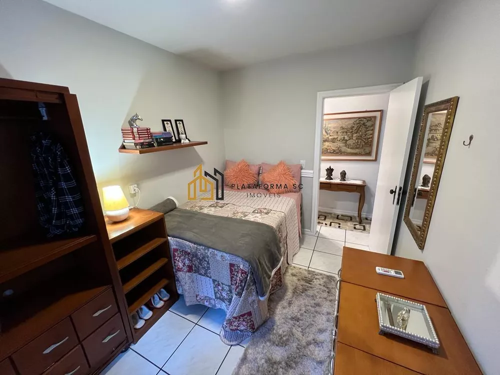Apartamento, 3 quartos, 246 m² - Foto 2