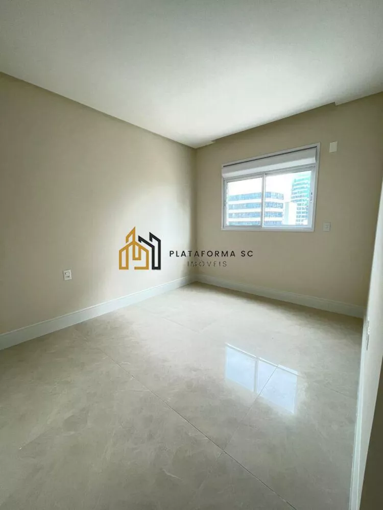 Apartamento, 4 quartos, 156 m² - Foto 2