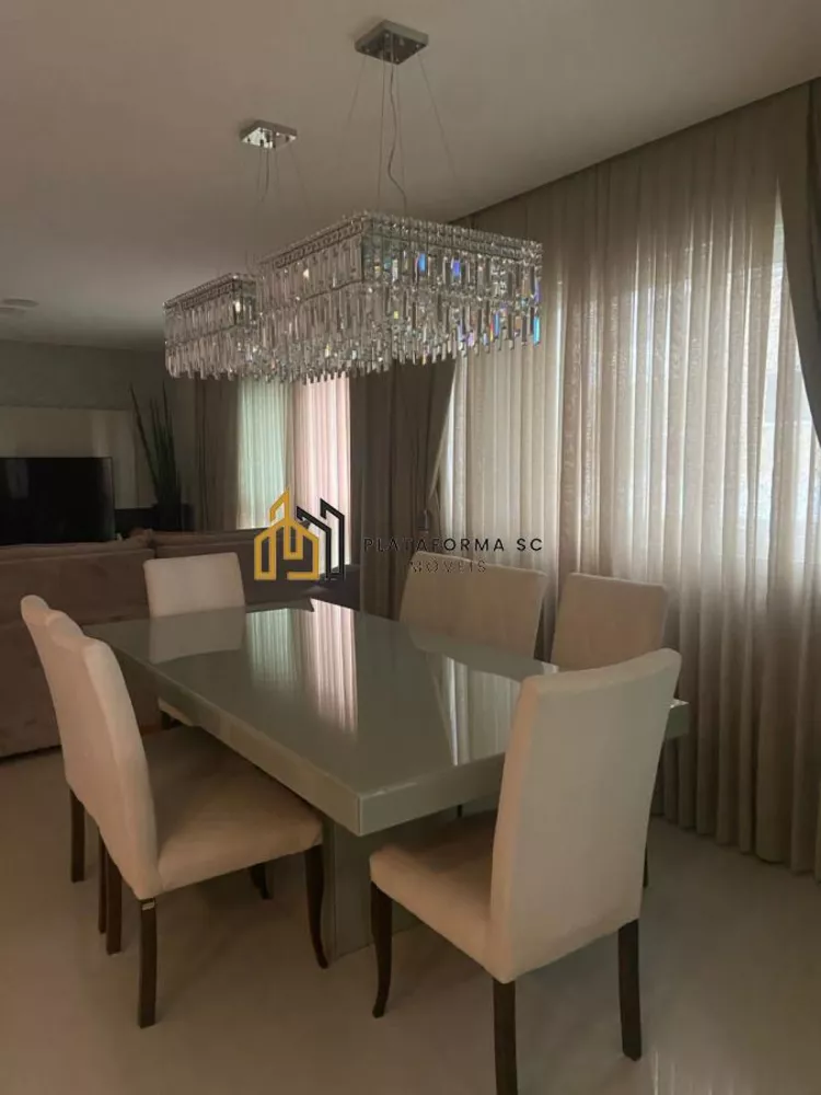 Apartamento, 4 quartos, 202 m² - Foto 1