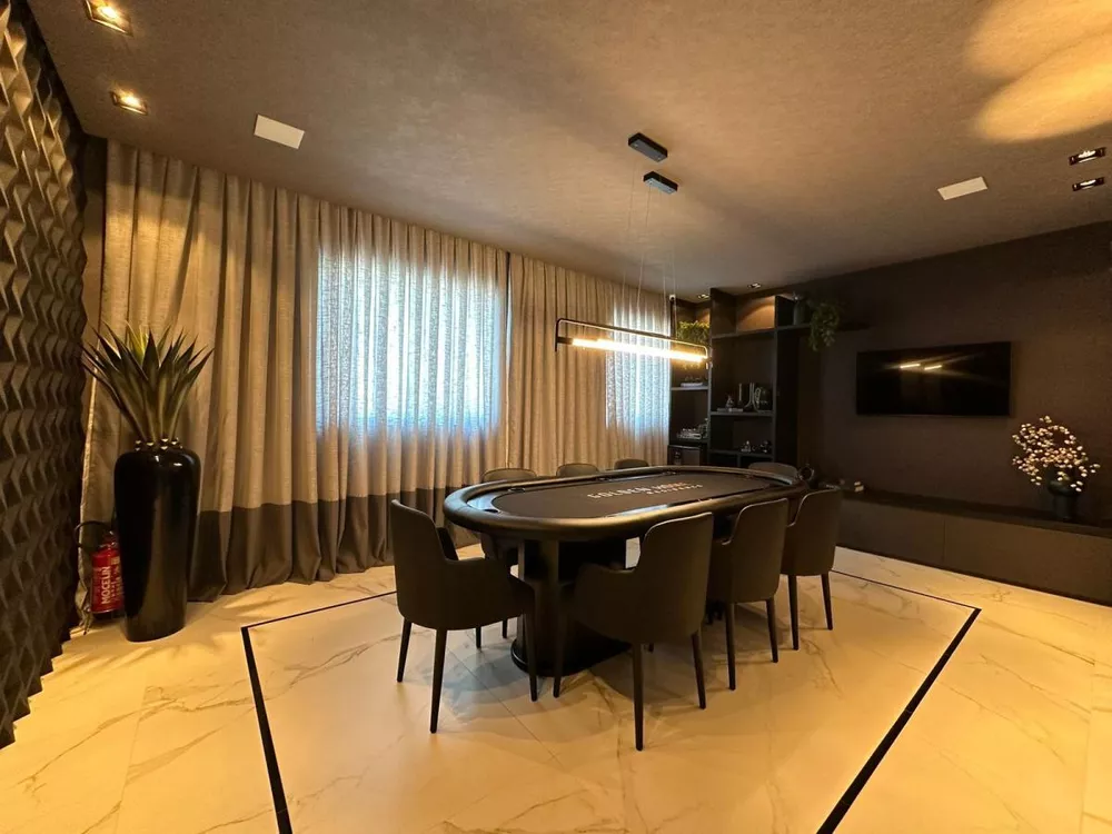 Apartamento, 3 quartos, 140 m² - Foto 1