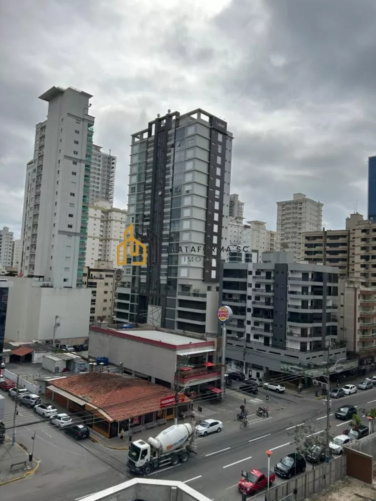 Apartamento, 3 quartos, 202 m² - Foto 2
