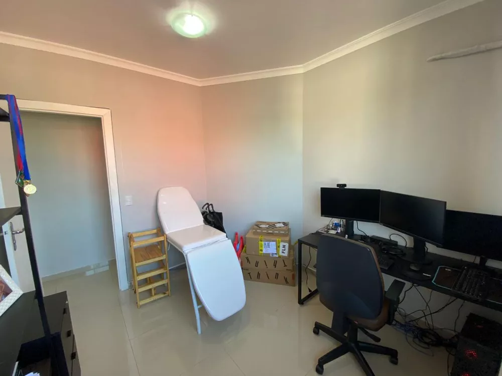 Cobertura, 3 quartos, 238 m² - Foto 4