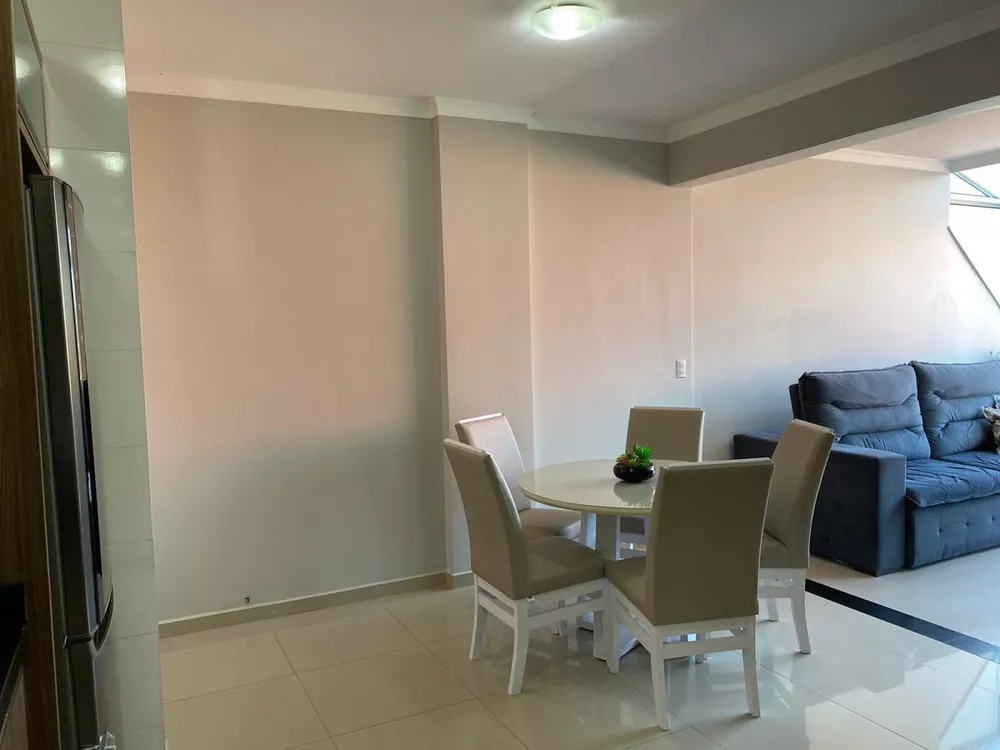Cobertura, 3 quartos, 238 m² - Foto 3