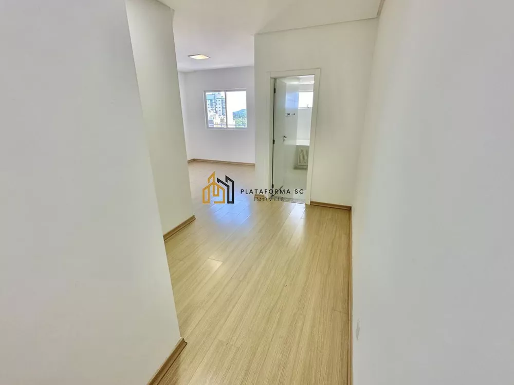 Apartamento, 3 quartos, 140 m² - Foto 2