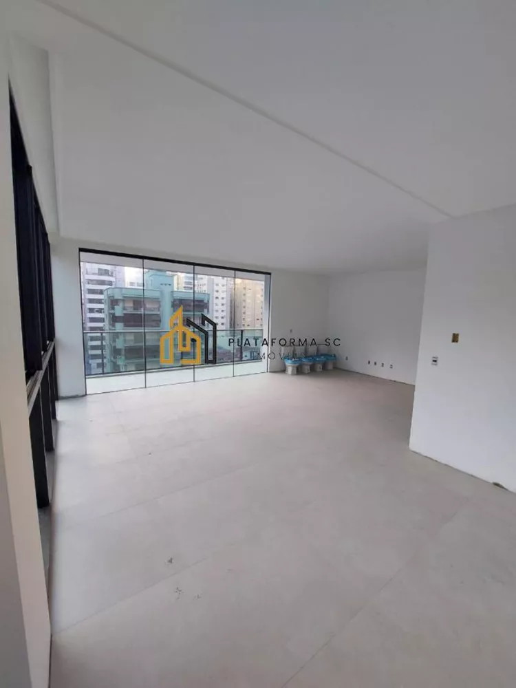 Apartamento, 3 quartos, 132 m² - Foto 3