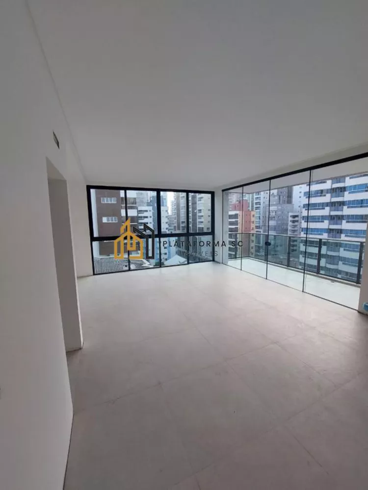 Apartamento, 3 quartos, 132 m² - Foto 2