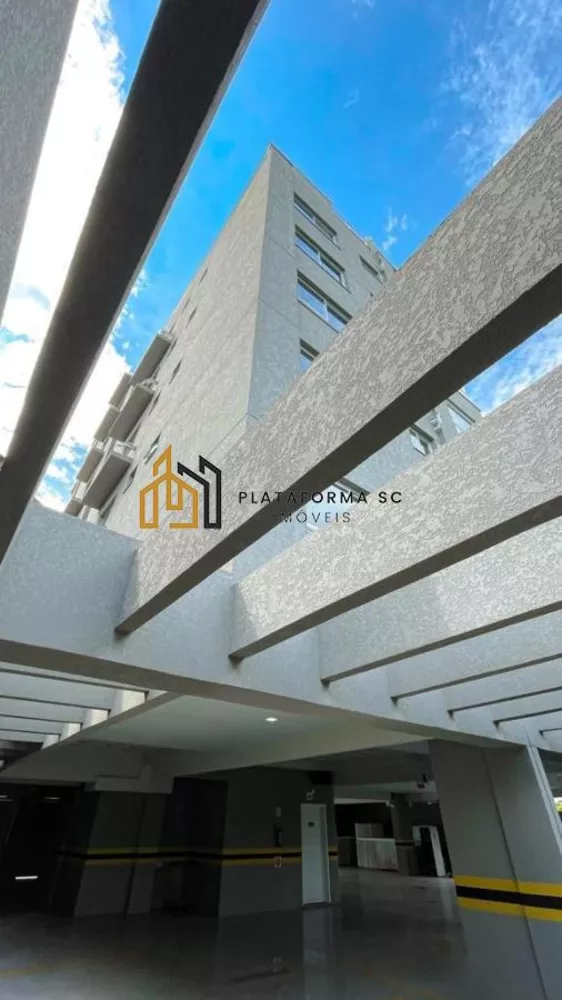 Cobertura, 3 quartos, 246 m² - Foto 4