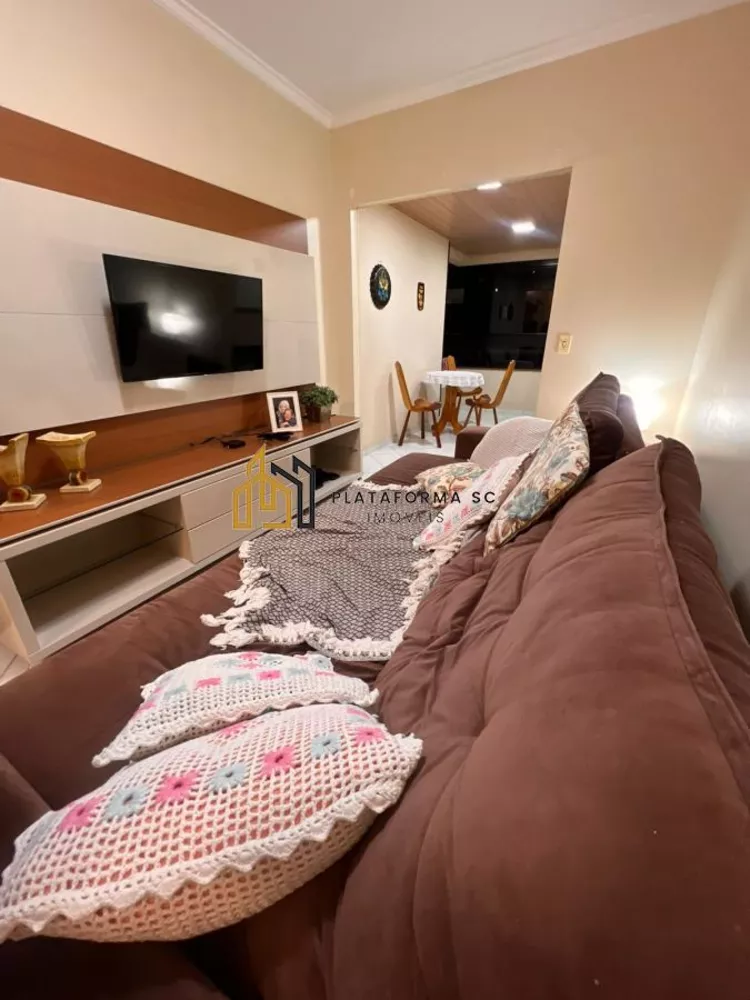 Apartamento à venda com 3 quartos, 70m² - Foto 7