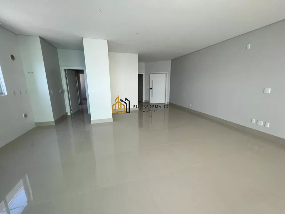 Apartamento, 4 quartos, 240 m² - Foto 2