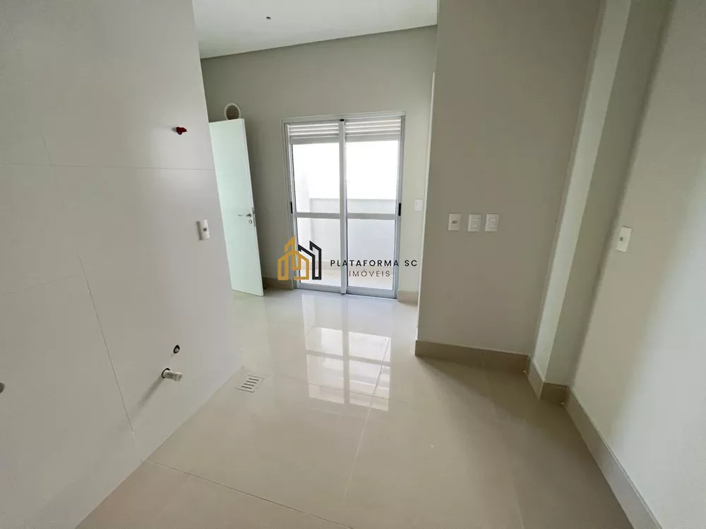 Apartamento, 4 quartos, 240 m² - Foto 1