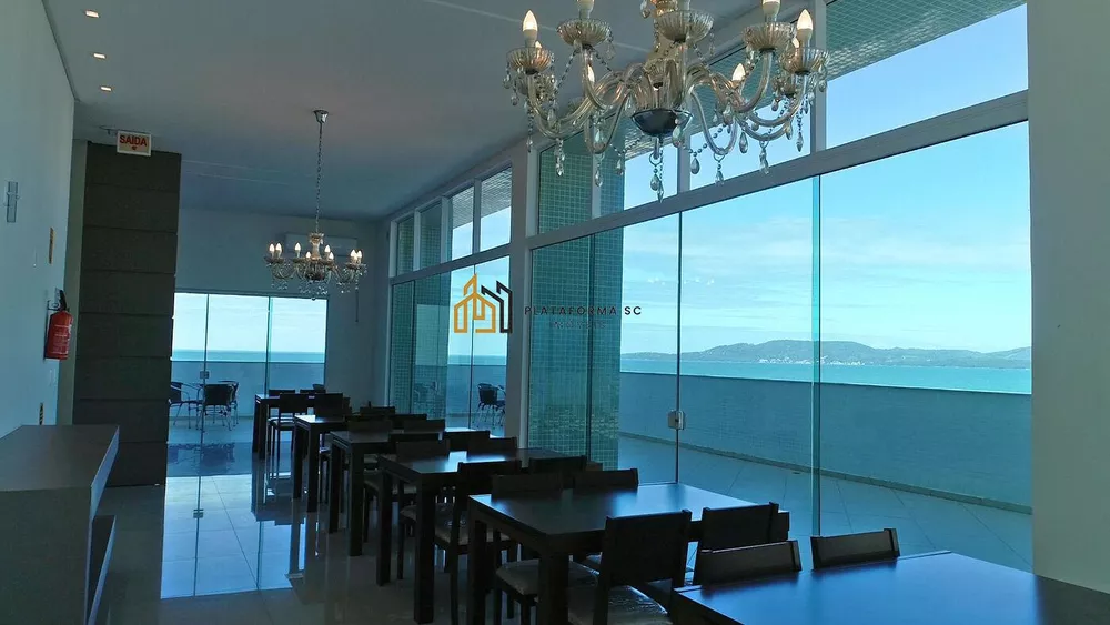 Apartamento, 3 quartos, 260 m² - Foto 1