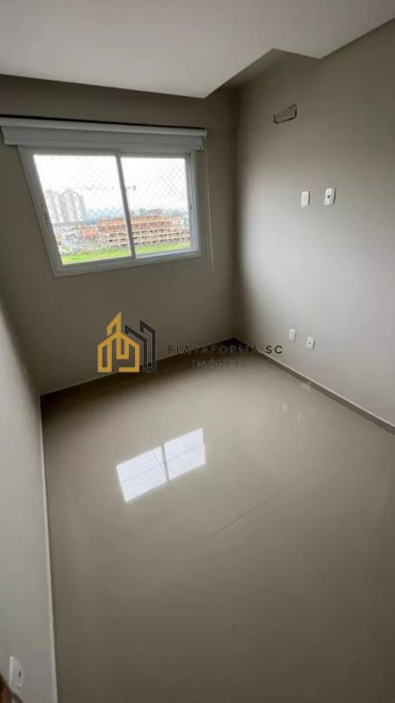 Apartamento à venda com 3 quartos, 98m² - Foto 13