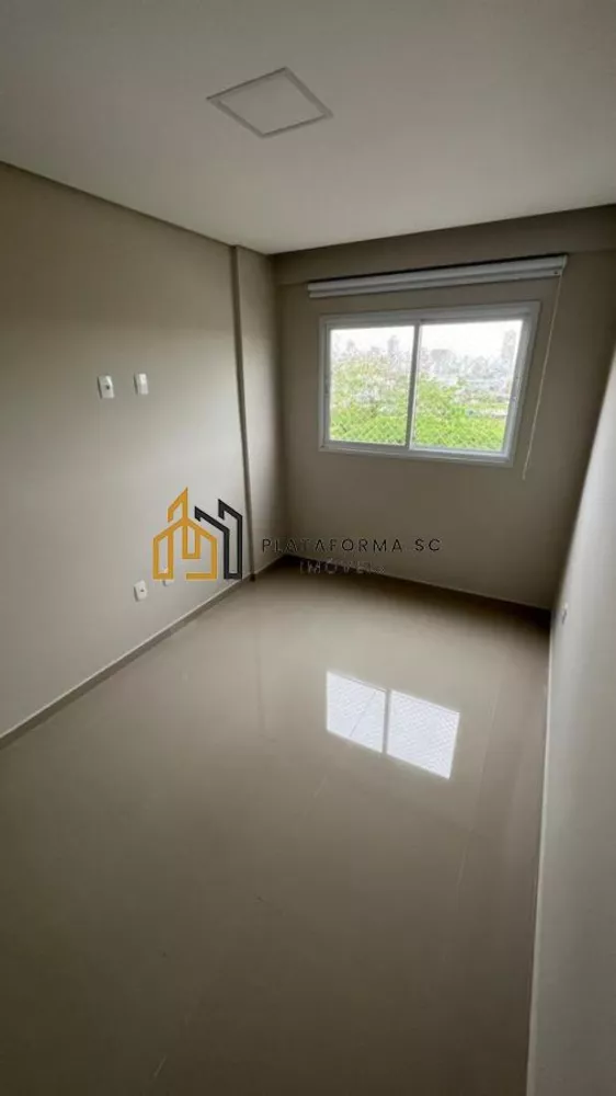 Apartamento à venda com 3 quartos, 98m² - Foto 12