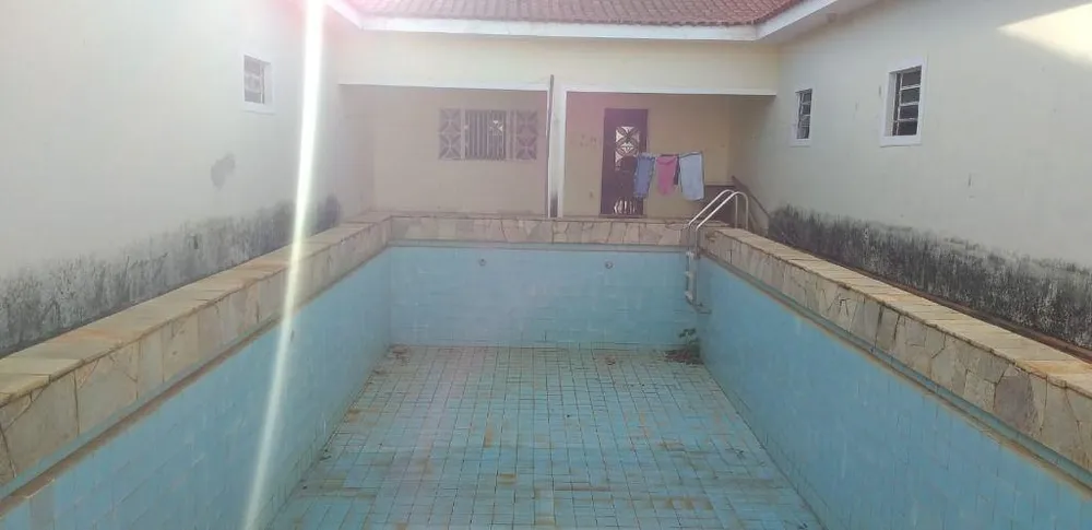 Casa, 3 quartos, 385 m² - Foto 1