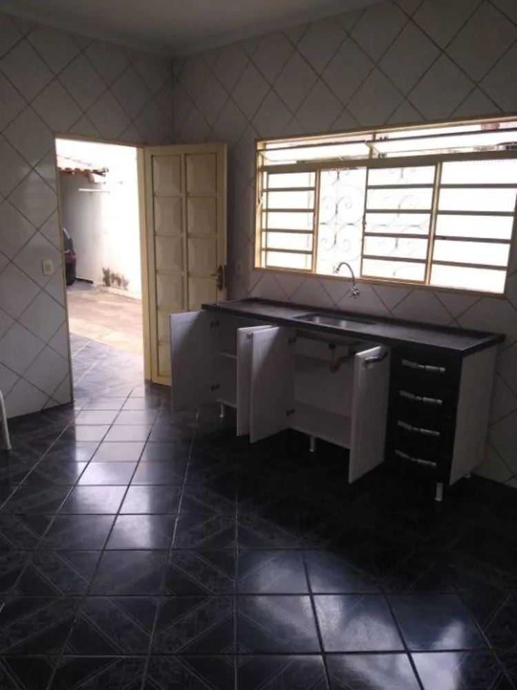 Casa, 5 quartos, 250 m² - Foto 3